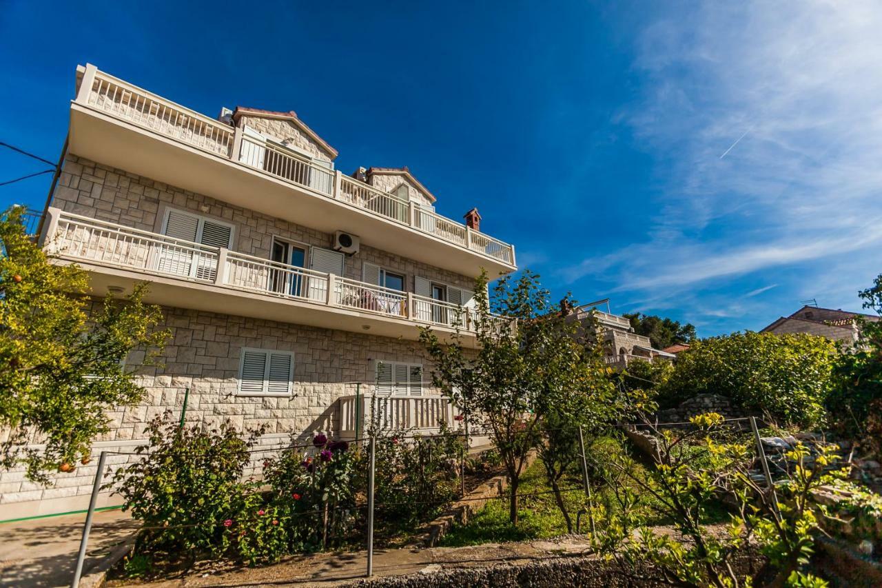 Apartments Sumartin Exterior photo